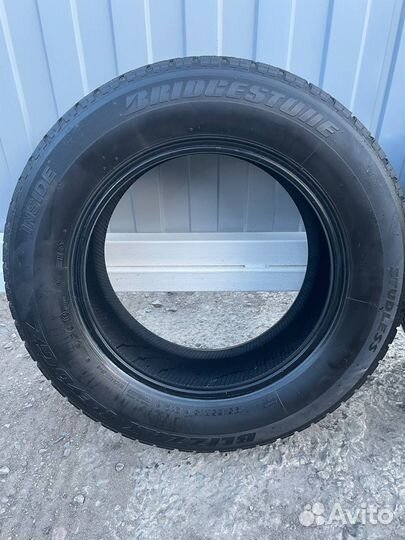 Bridgestone Blizzak Revo GZ 195/65 R15