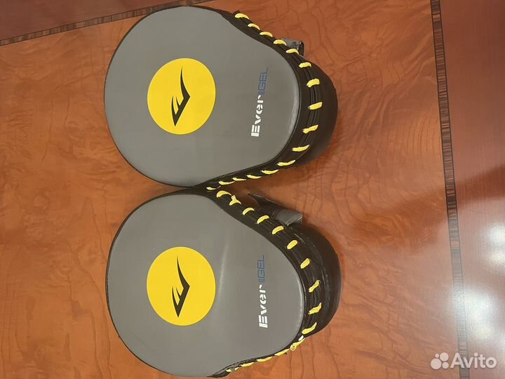 Лапы для бокса everlast