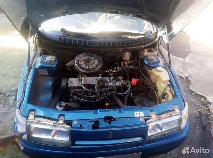 ВАЗ 2110 1.5 МТ, 1997, битый, 220 000 км