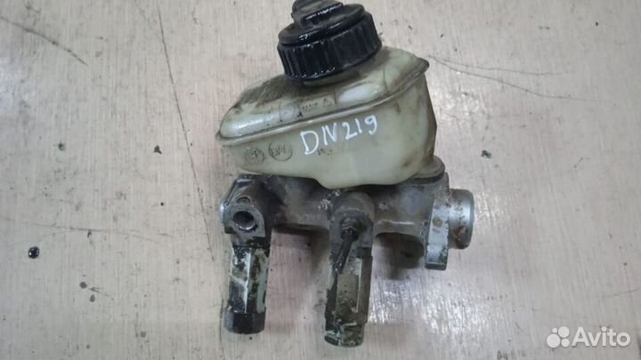 Главный тормозной цилиндр Daewoo Nexia F16D3 1.6