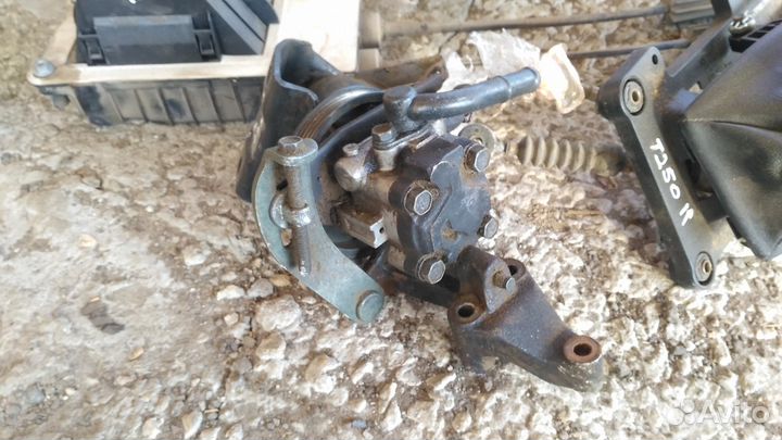 Насос гур Киа Спектра