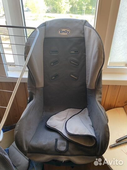 Детское кресло в машину