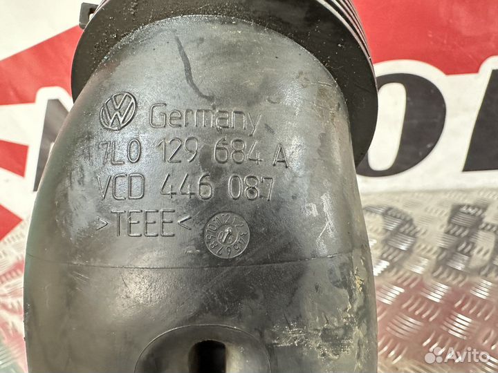 Патрубок воздушного фильтра Volkswagen Touareg GP