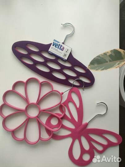 Вешалки