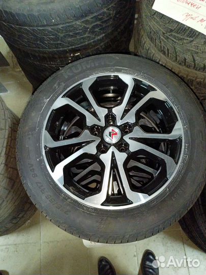 Колеса в сборе r17 летние