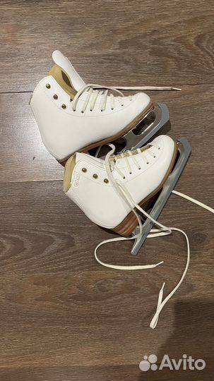 Фигурные коньки gam