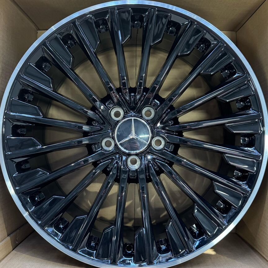 Литые диски Mercedes-Benz 8×R18 5×112