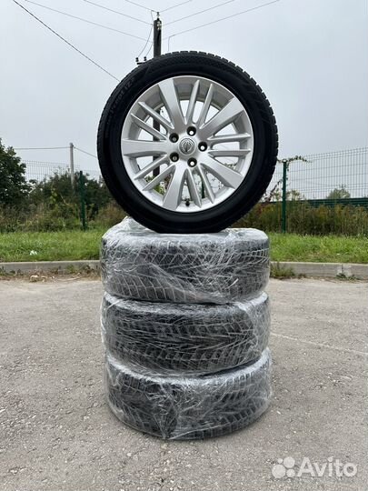 Комплект зимних колёс Nissan teana R17 215/55