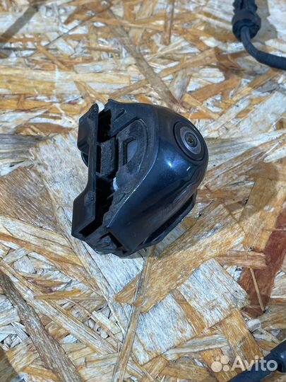 Камера передняя кругового обзора Audi Q7 4m дорест