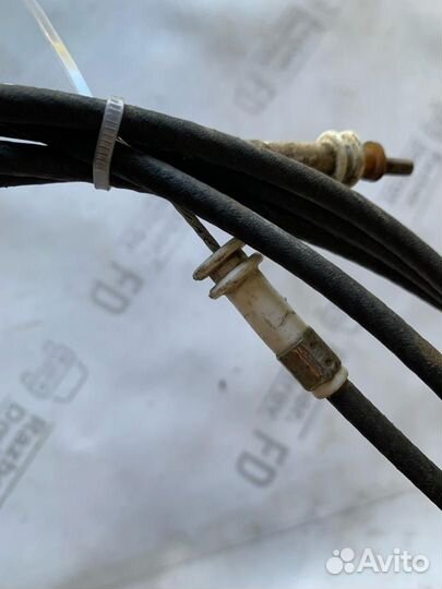 Трос открывания лючка топливного бака Ford Mondeo