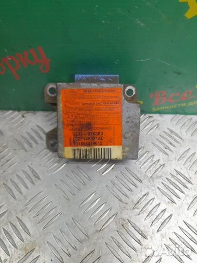 Блок SRS Airbag Mazda 626 хэтчбек 1.8 Л 1993