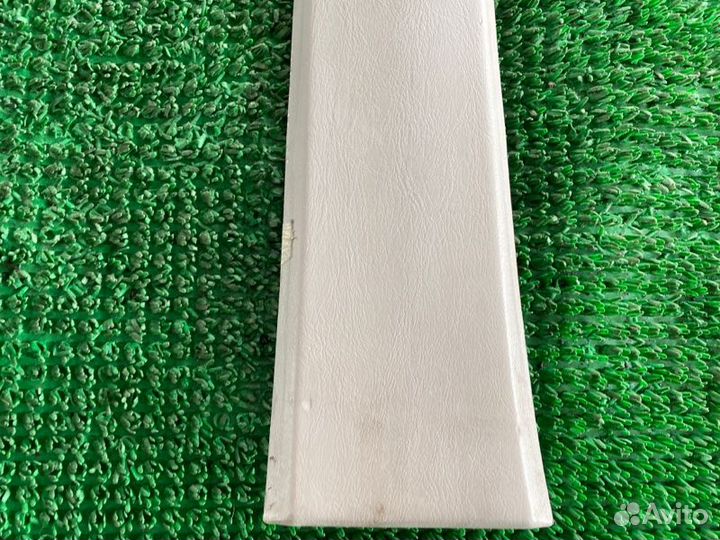 Обшивка стойки лев. Toyota Land cruiser