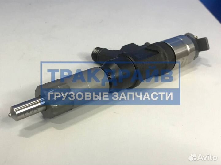 Форсунка топливная isuzu FVR34 двигатель 4HK1 6HK1