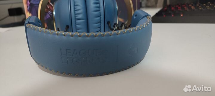 Игровые наушники Logitech G Pro 10