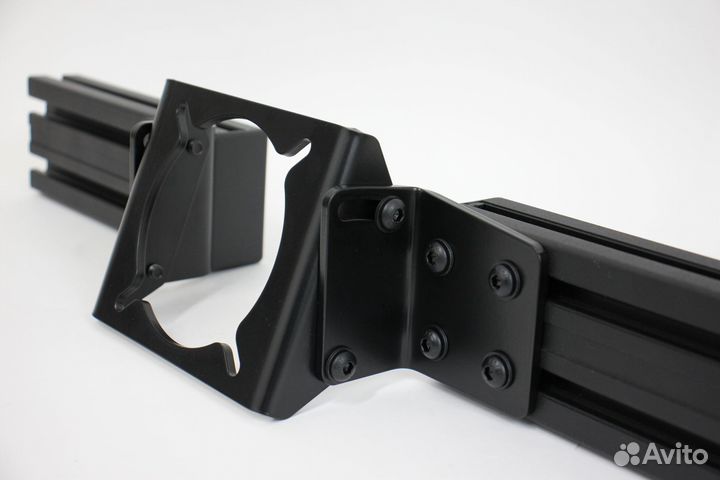 Крепление Simagic и Simucube к кокпитам