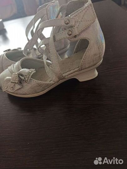 Туфли для девочки