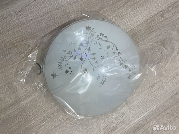 Светильник потолочный