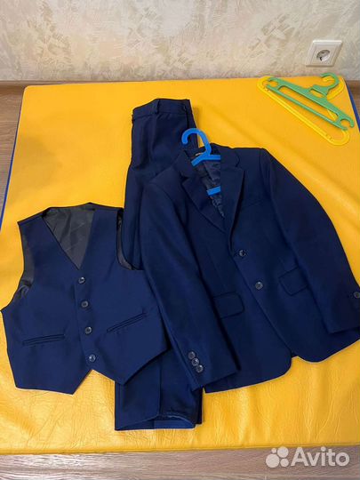 Школьный костюм для мальчика 134 140