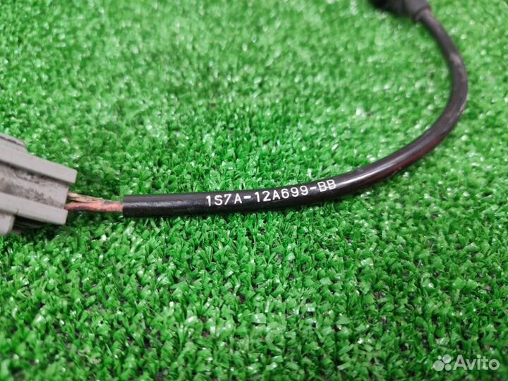 Датчик детонации Ford Focus 3 седан 2.0L duratec