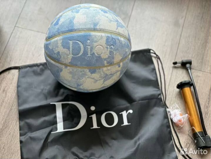 Баскетбольный мяч Dior