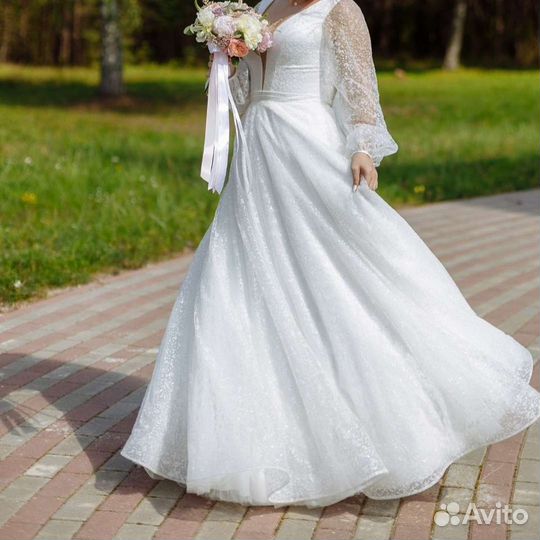 Свадебное платье