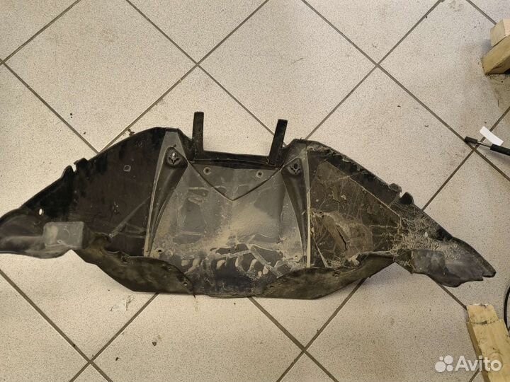 Лодка brp ski-doo mxz renegade 800