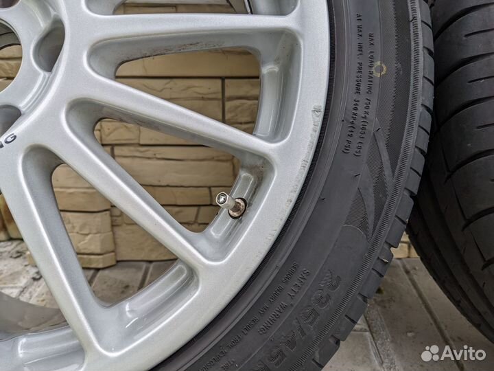 OZ Racing 18 (5*112/57.1) + Triangle TH201 235/45