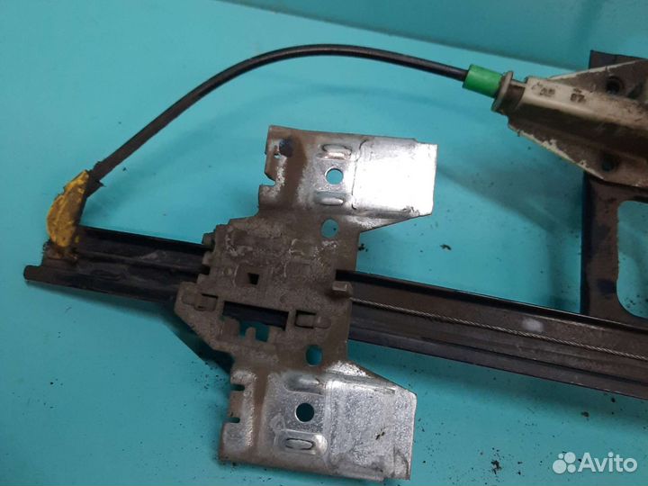 Стеклоподъемник задний правый volkswagen golf 3