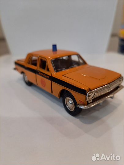 Модель автомобиля волга милиция