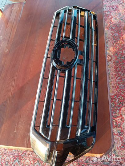 Решётка радиатора ленд крузер 200