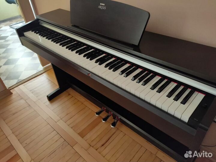 Цифровое пианино Yamaha Arius YDP-141