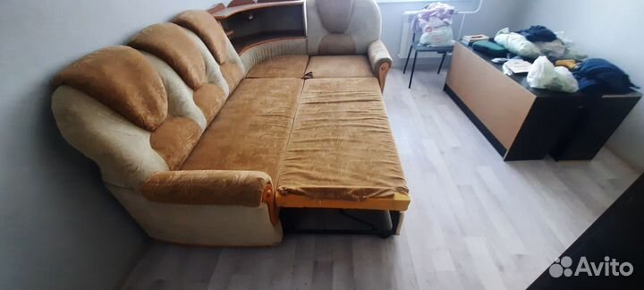 Диван угловой