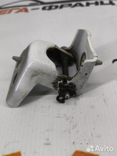 Петля двери передняя правая Citroen Berlingo