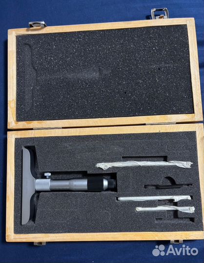 Глубиномер микрометрический