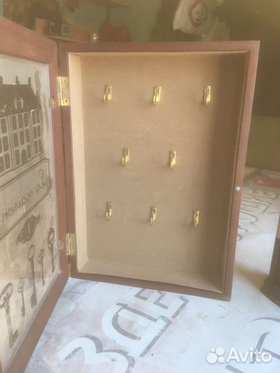 Ключница настенная из дерева