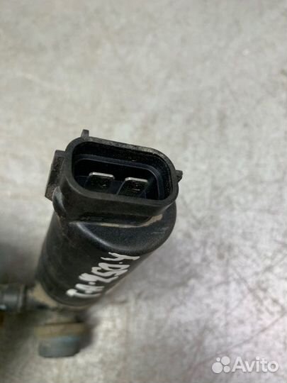 Насос омывателя фар Toyota Avensis T250 универсал