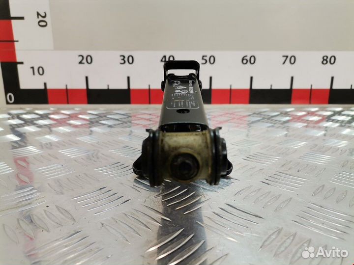 Домкрат для Nissan Micra K12 99550AX605