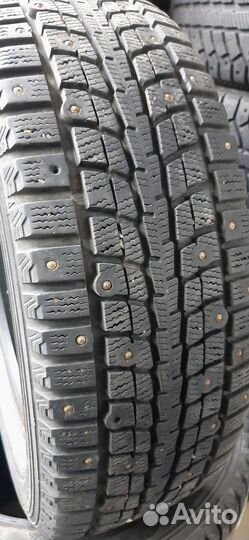 Dunlop SP Winter Ice 07 205/60 R16