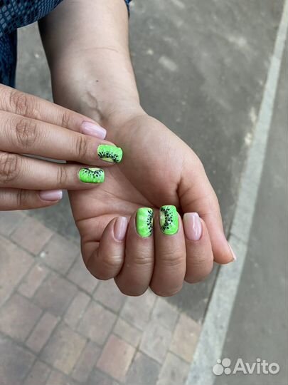 Маникюр / педикюр