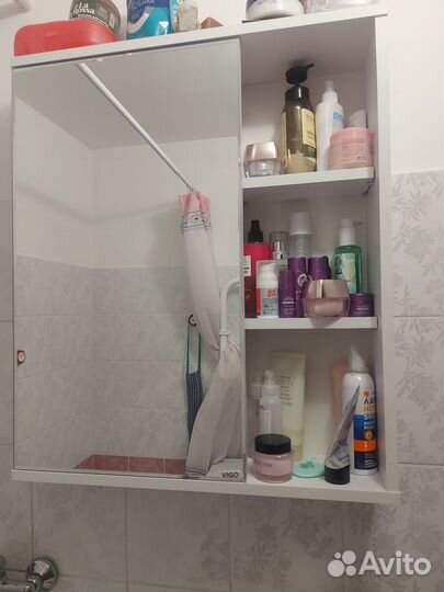 Зеркальный шкаф в ванную