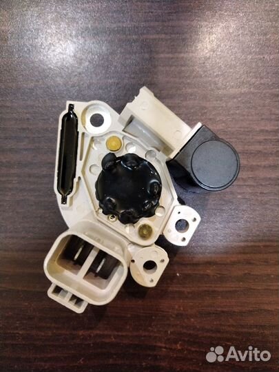 Регулятор напряжения генератора Hyundai Киа