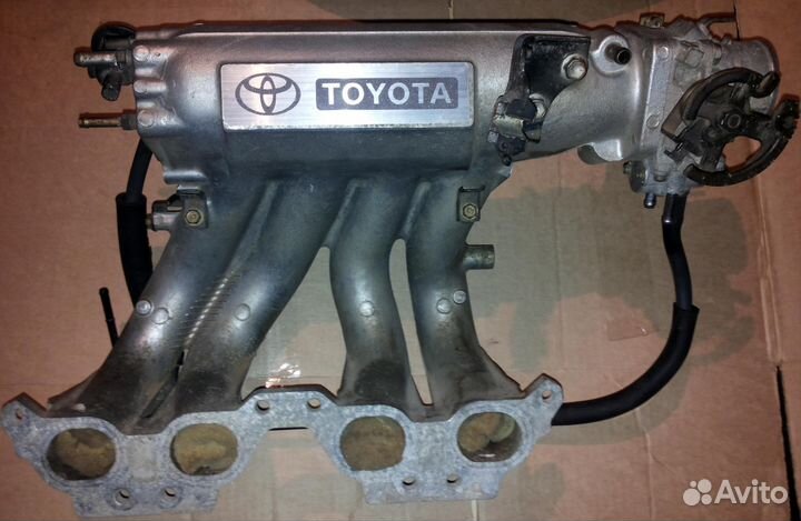 Коллектор впускной в сборе Toyota Camry SV30