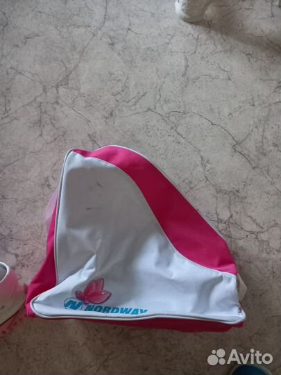 Коньки фигурные 38 размер