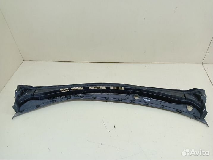 Решетка стеклооч. планка под лобовое стекло, жабо