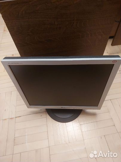 Монитор LG