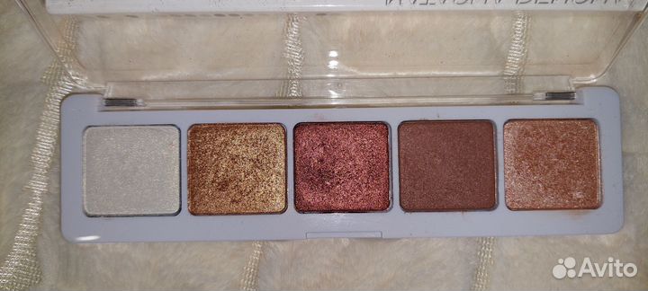 Natasha Denona, тени