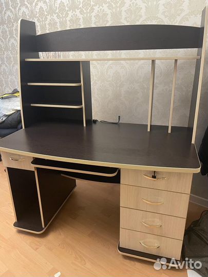 Стол многофункциональный