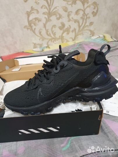 Кроссовки nike react vision