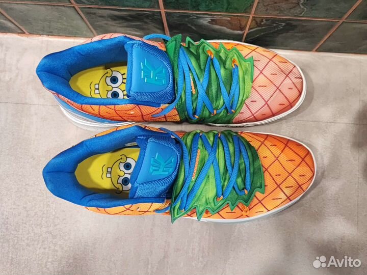 Nike Kyrie 5 spongebob