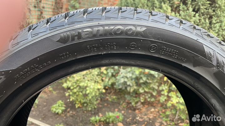 Hankook Winter I'Cept IZ2 205/50 R17